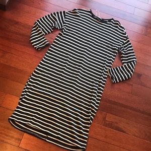 👗four black and white midi dress bundle